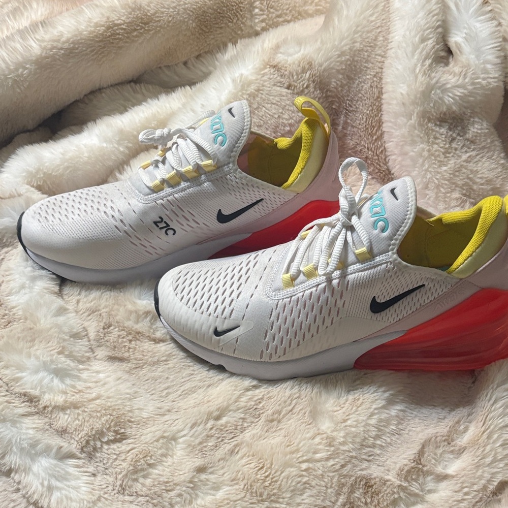 Nike Air Max 270